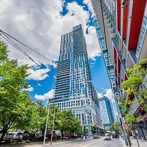 Guest house Luxury 2 Bedroom High Floor Close To Eaton Center, Toronto